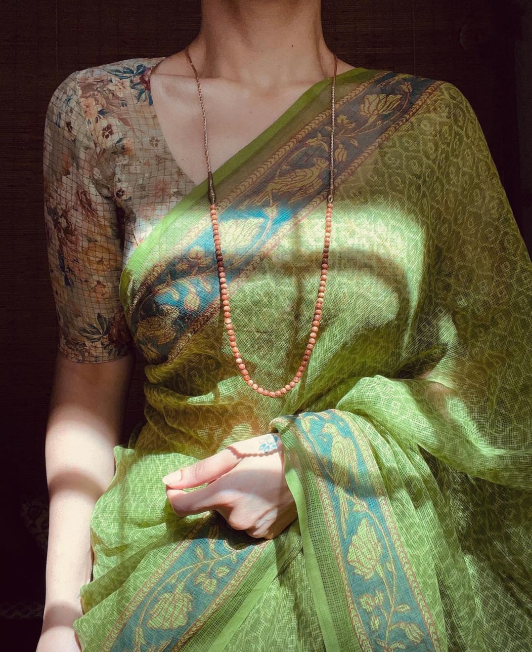 Green Color Cotton Linen Printed Saree Blouse