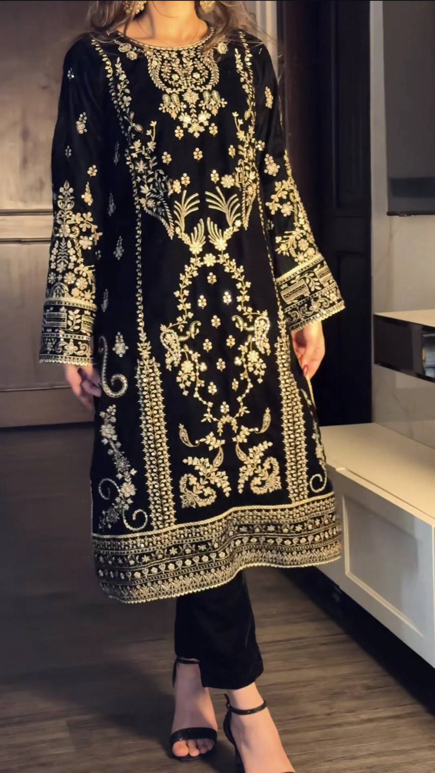 Exquisite Korean Satin Silk Embroidered Suit Set