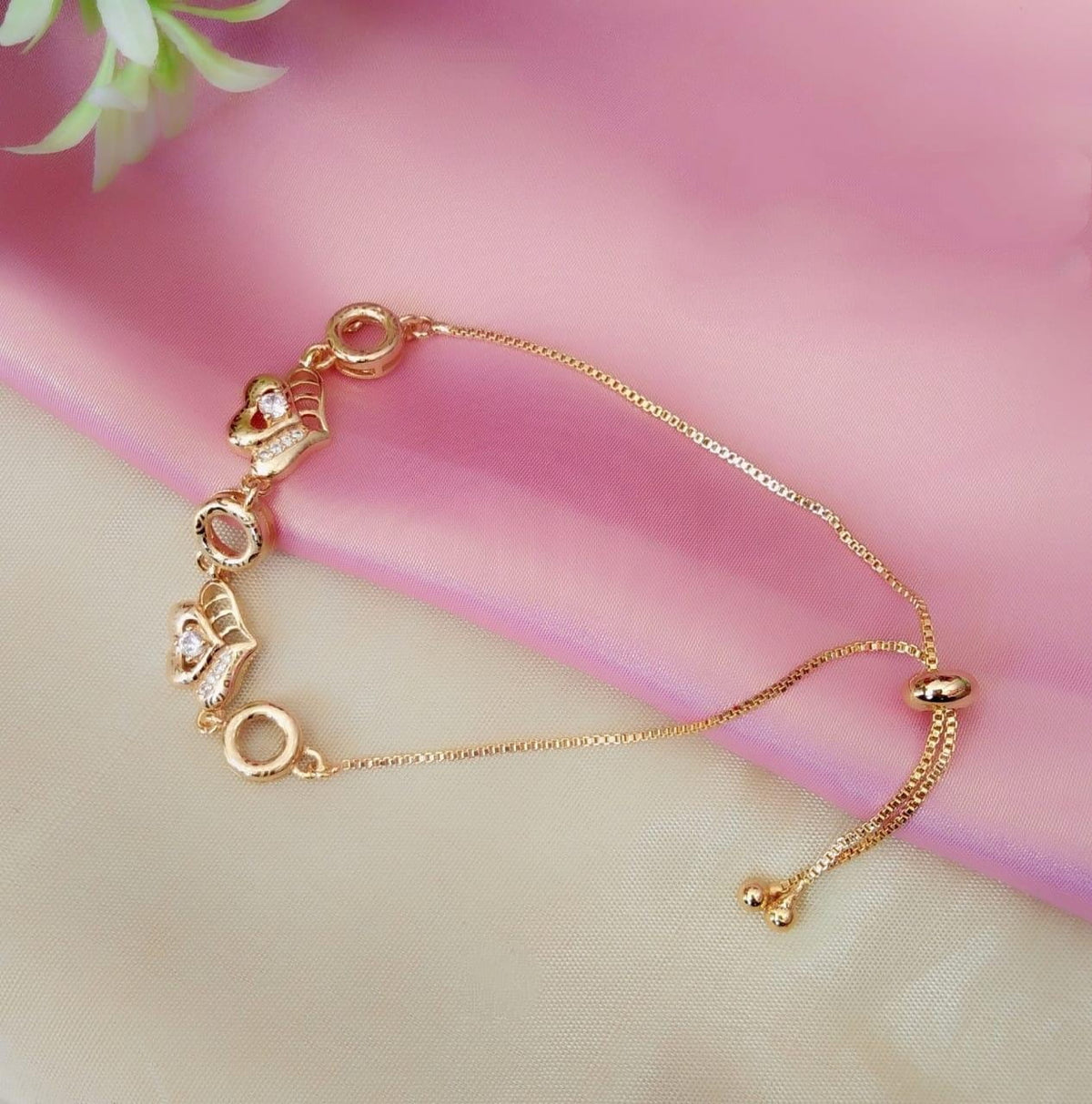 Impressive Golden Imitation White Diamond Bracelet for Women