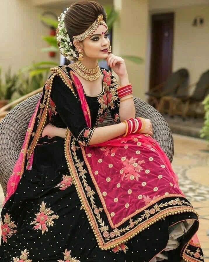 Black Color Diamond Machine Embroidered Work Velvet Tapeta Designer Latest Design Lehenga Choli