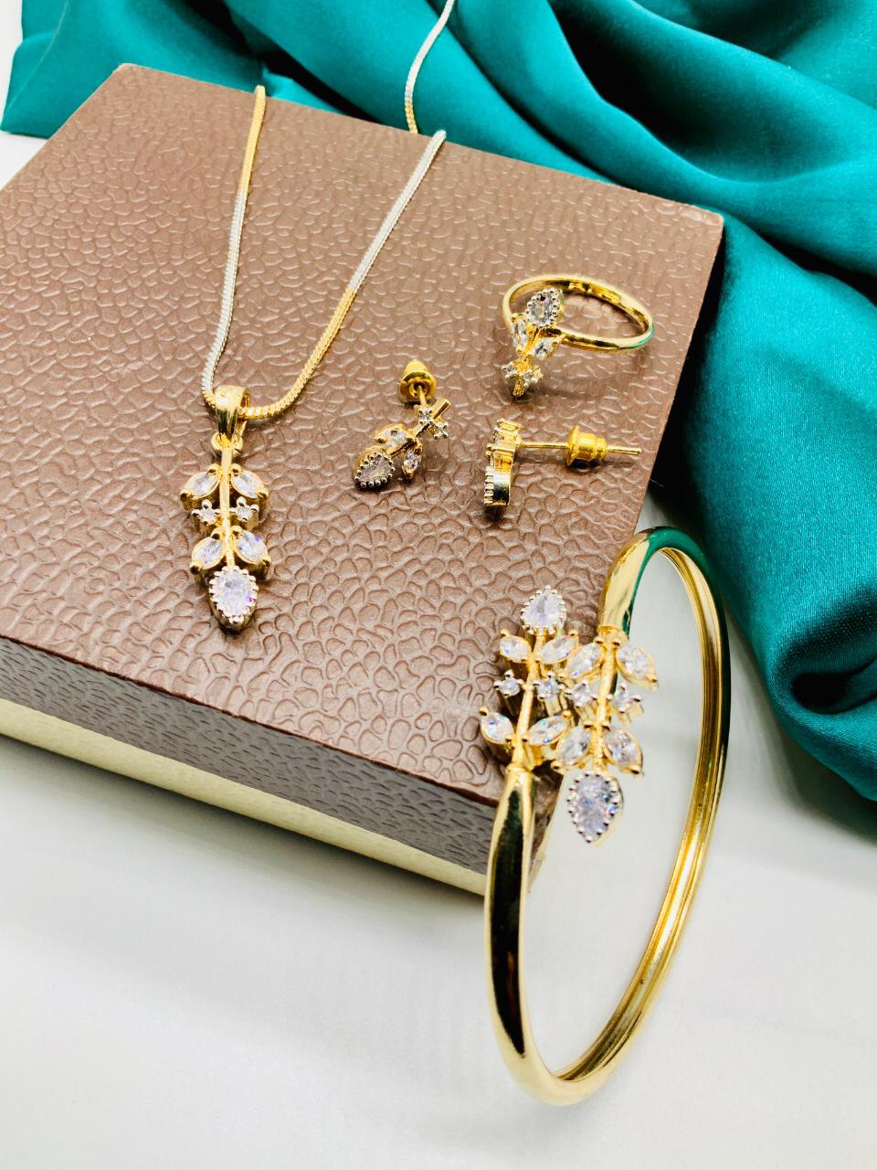 Golden Plated White Color Diamond Jewellery Set