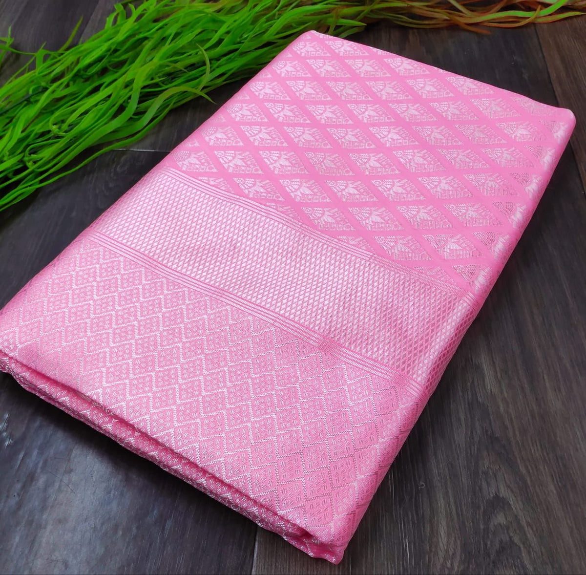 Beautiful Pink Color Designer Rich Pallu Lichi silk saree Blouse