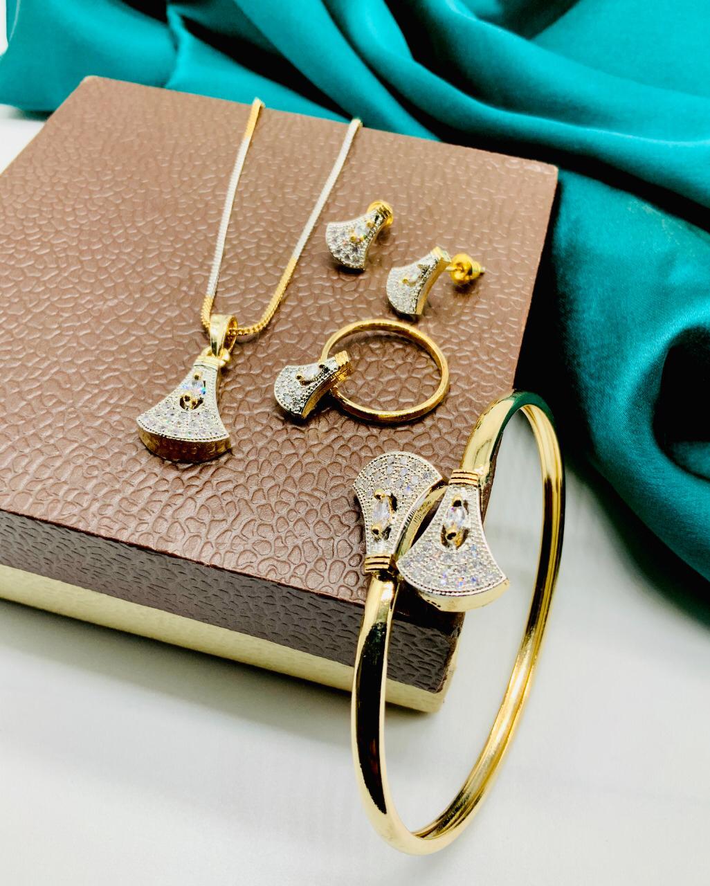 Women Wear White Color Diamond Imitation Jewellery Set