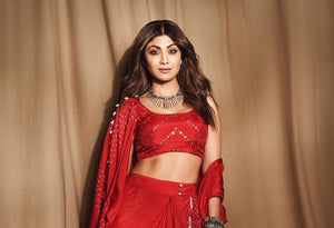 Shilpa Shetty Stuns in Scarlet Cape Set for "Sukhee" Promotions