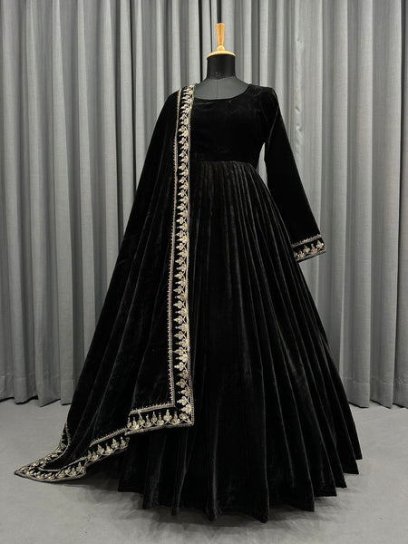 Black color Velvet Fabric Anarkali Gown Dupatta Set