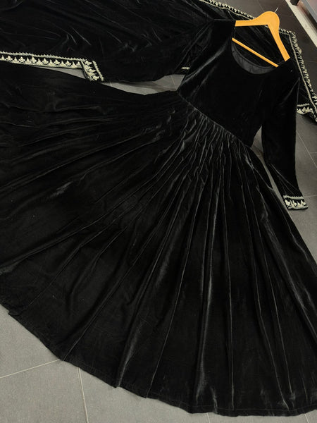 Black color Velvet Fabric Anarkali Gown Dupatta Set