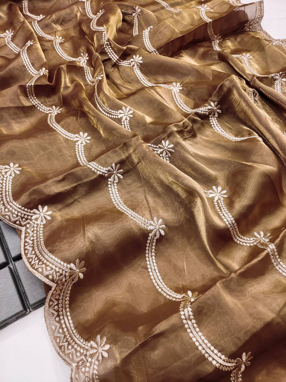 Designer Jimmi chu saree with blouse for women