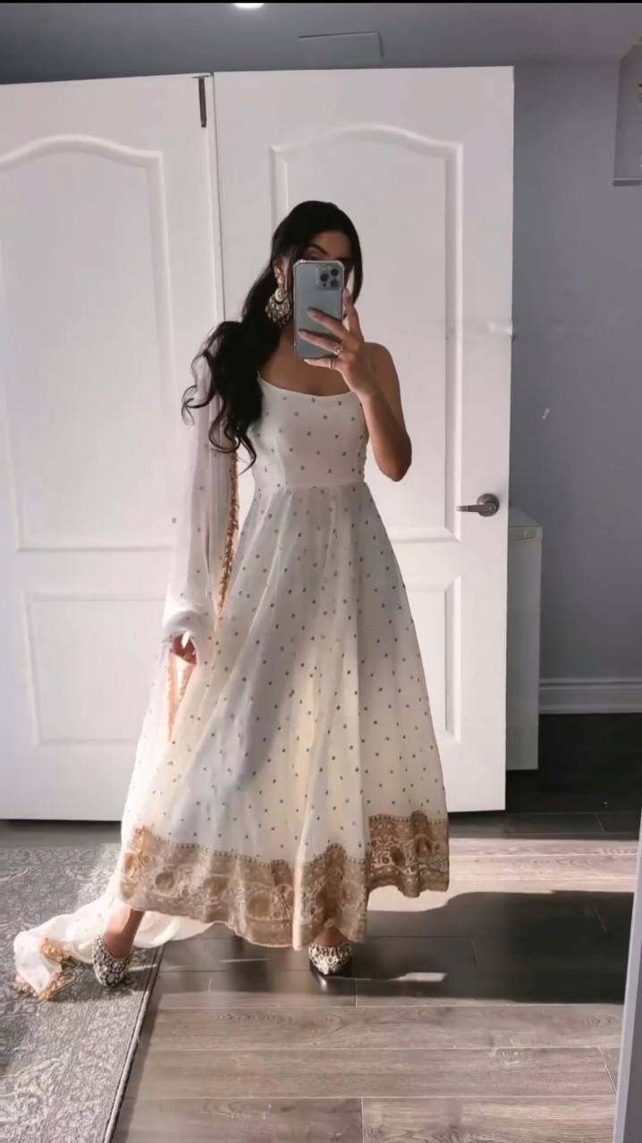 Beautiful White Anarkali Suit for women
