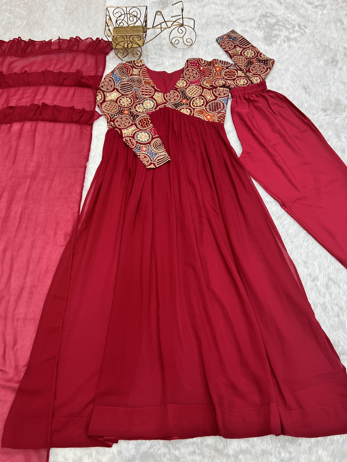 Ville Fashion Women Long Kurta Dupatta Set