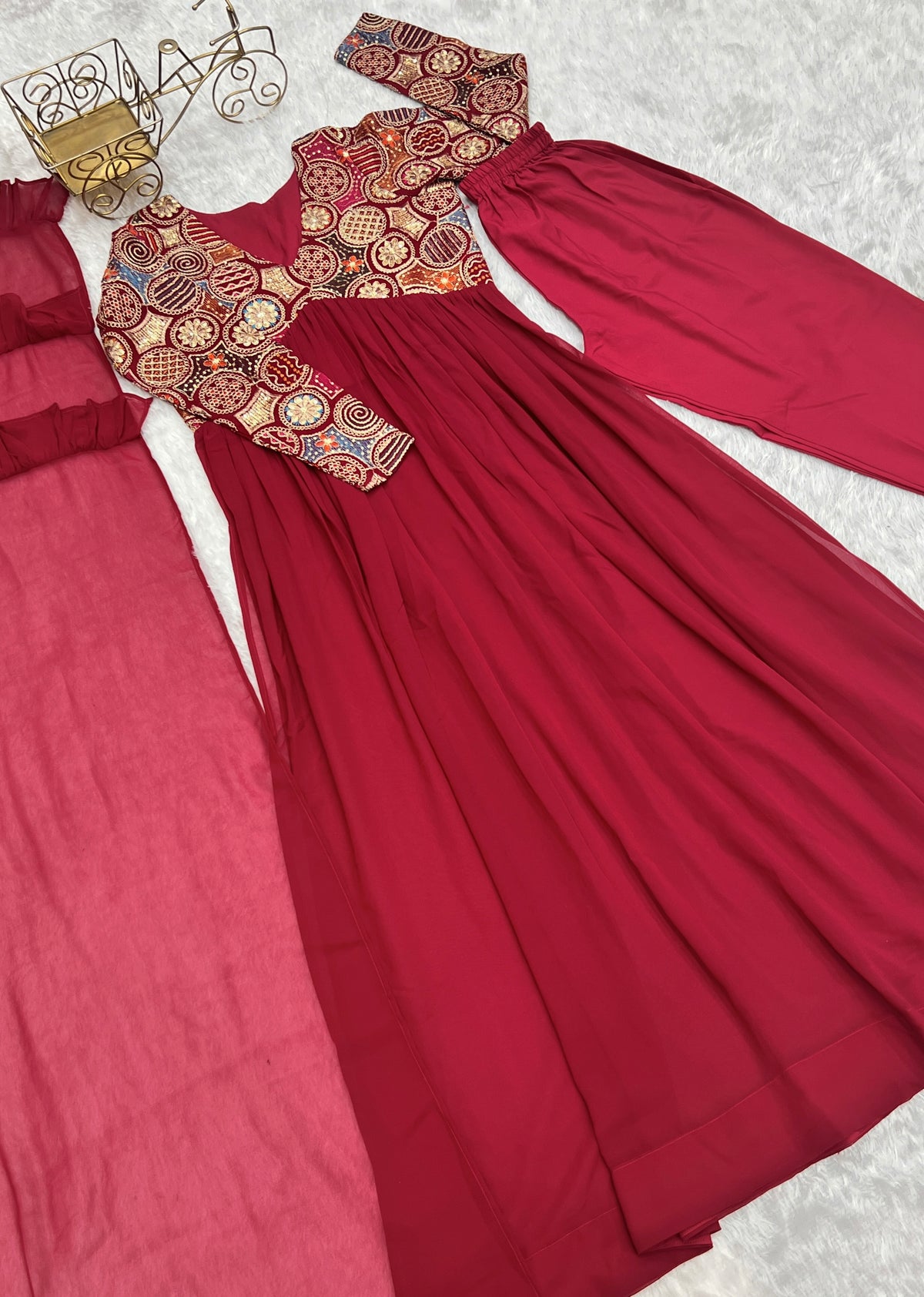 Ville Fashion Women Long Kurta Dupatta Set