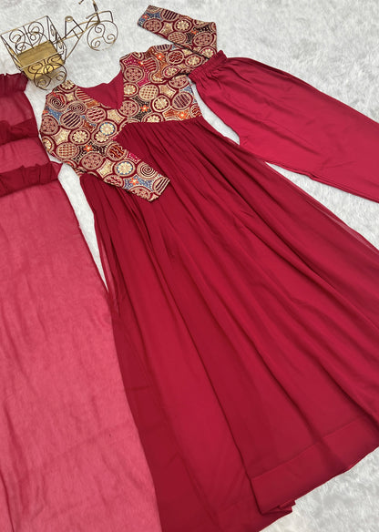 Ville Fashion Women Long Kurta Dupatta Set