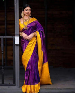 Reach Pallu Jacquard Saree For Women