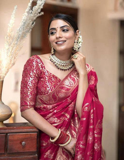 Reach Pallu Jacquard Saree For Women