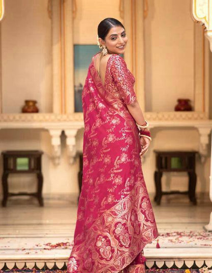 Reach Pallu Jacquard Saree For Women