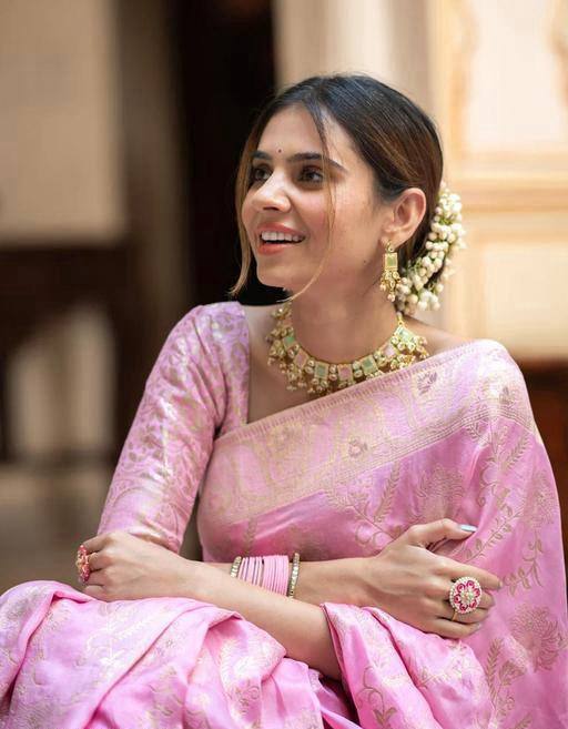 Reach Pallu Jacquard Saree For Women
