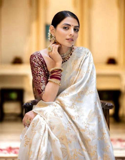 Reach Pallu Jacquard Saree For Women