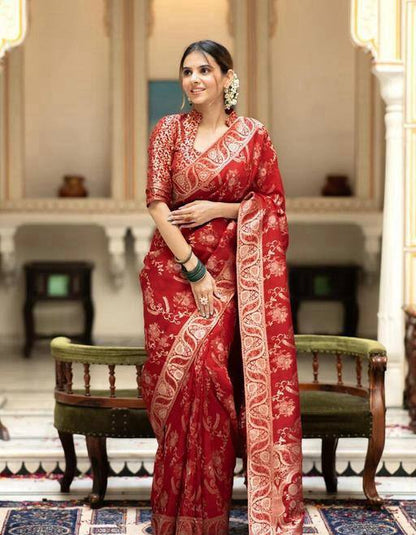 Reach Pallu Jacquard Saree For Women