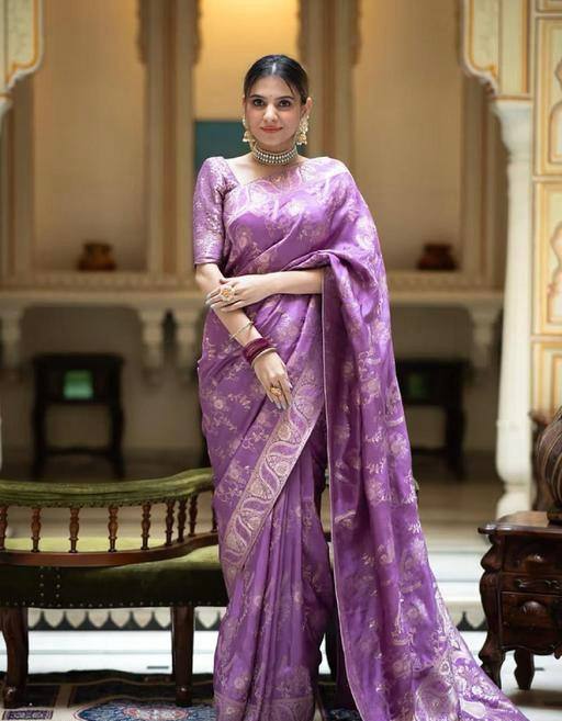 Reach Pallu Jacquard Saree For Women