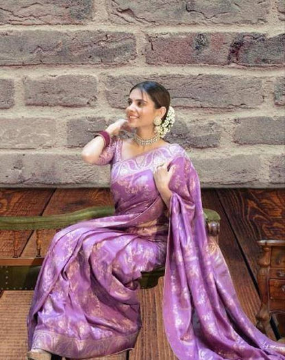 Reach Pallu Jacquard Saree For Women