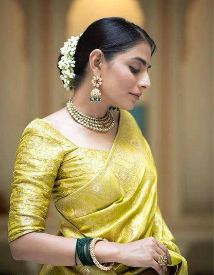 Reach Pallu Jacquard Saree For Women
