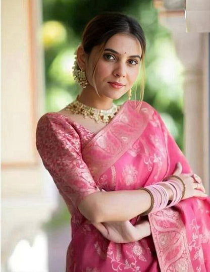 Reach Pallu Jacquard Saree For Women