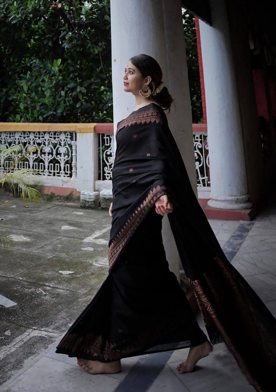 Reach Pallu Jacquard Saree For Women