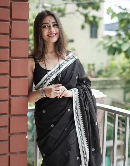 Reach Pallu Jacquard Saree For Women