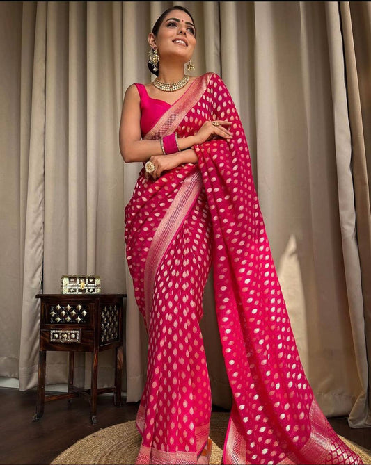 Reach Pallu Jacquard Saree For Women
