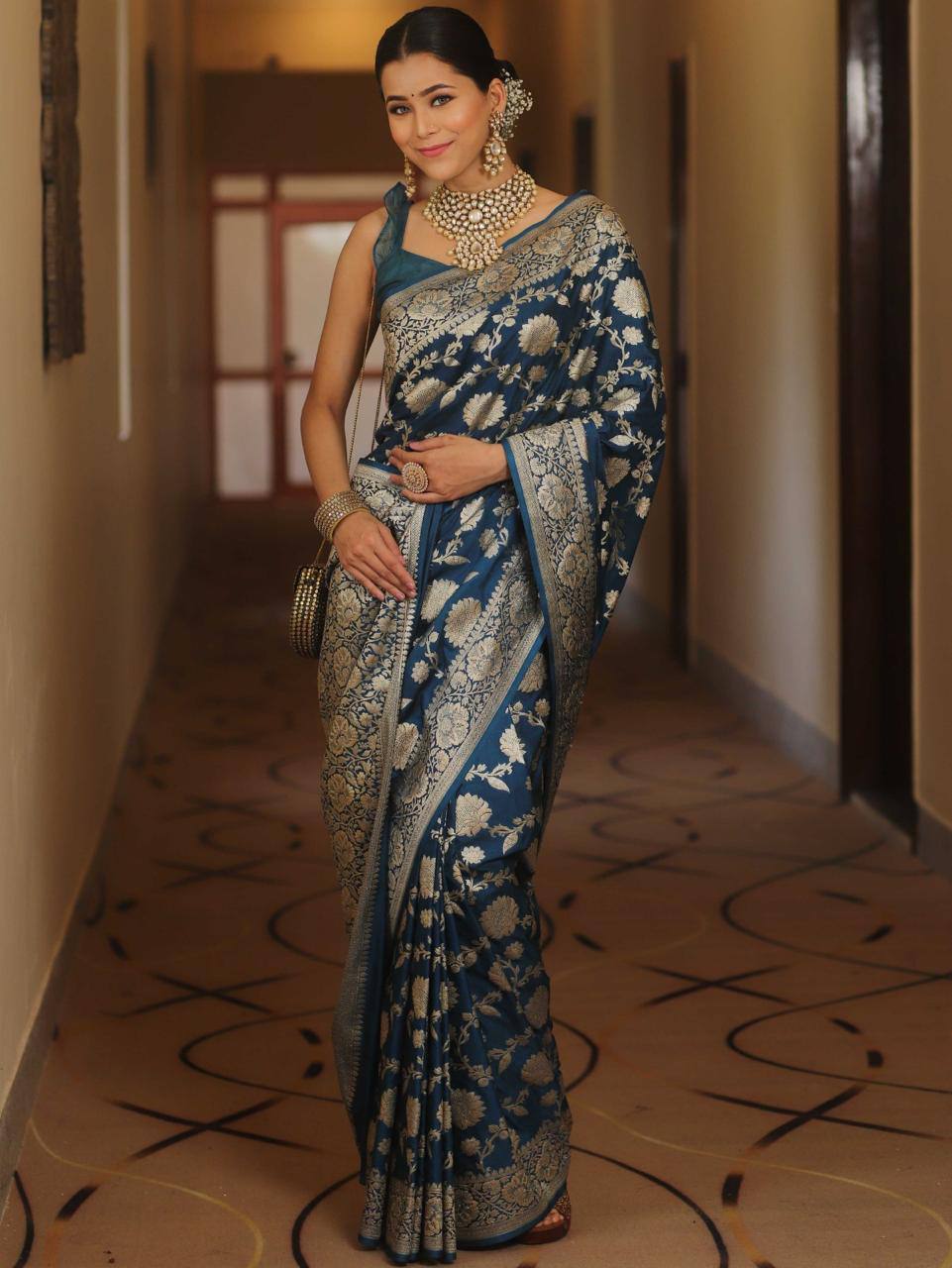 Reach Pallu Jacquard Saree For Women