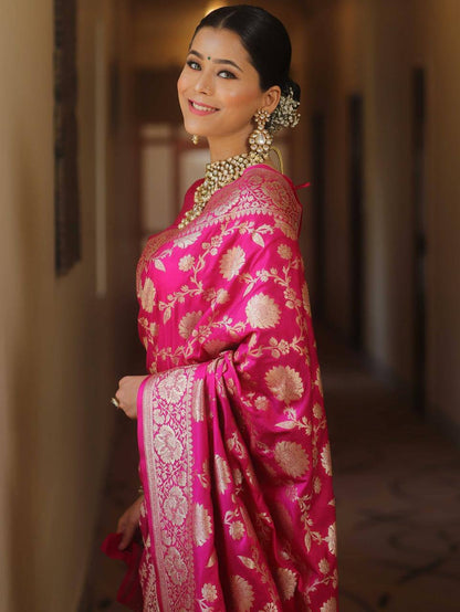 Reach Pallu Jacquard Saree For Women