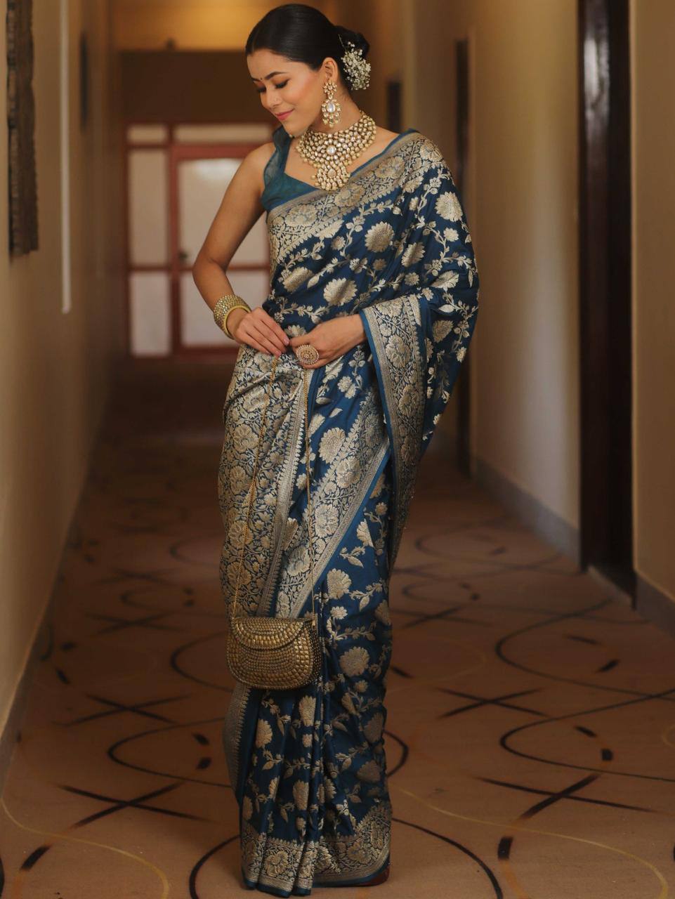 Reach Pallu Jacquard Saree For Women
