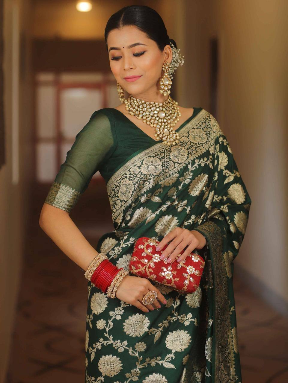 Reach Pallu Jacquard Saree For Women