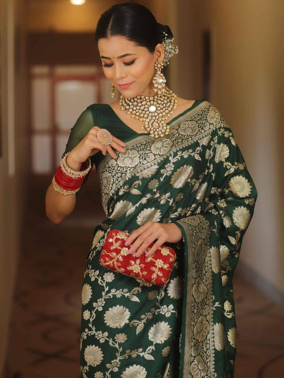 Reach Pallu Jacquard Saree For Women
