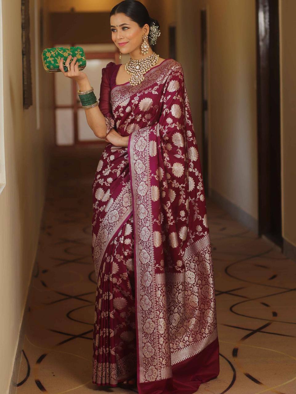 Reach Pallu Jacquard Saree For Women