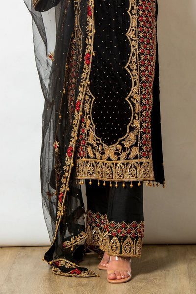Black color Foux Georgette Threadwork Top and Pent Set with Soft Net Dupata