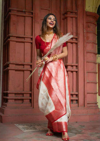 Reach Pallu Jacquard Saree For Women