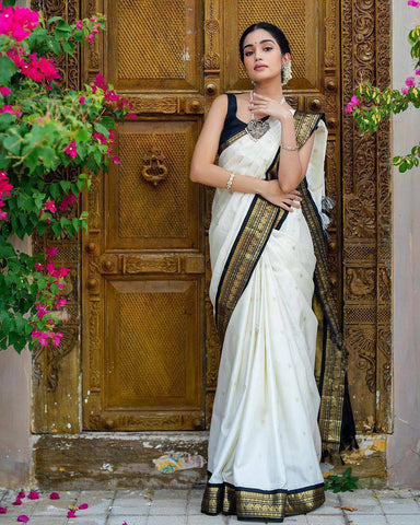 Reach Pallu Jacquard Saree For Women