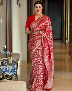 Reach Pallu Jacquard Saree For Women