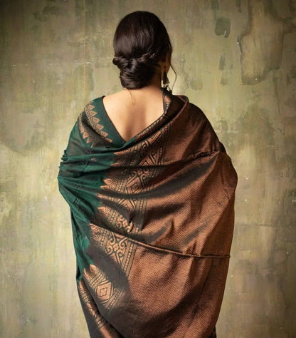 Reach Pallu Jacquard Saree For Women