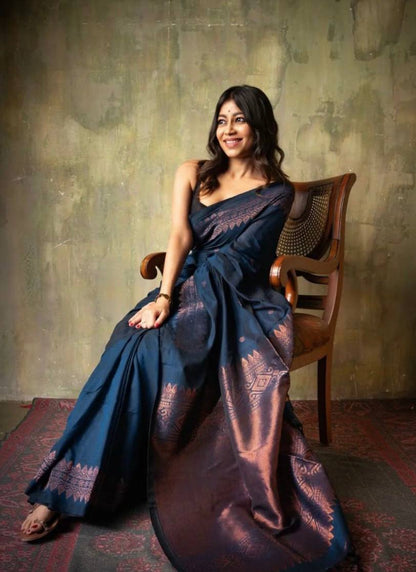 Reach Pallu Jacquard Saree For Women