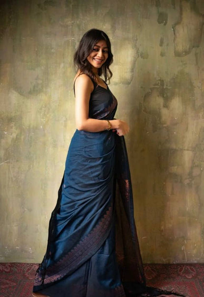 Reach Pallu Jacquard Saree For Women