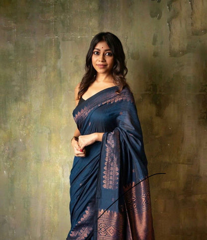 Reach Pallu Jacquard Saree For Women
