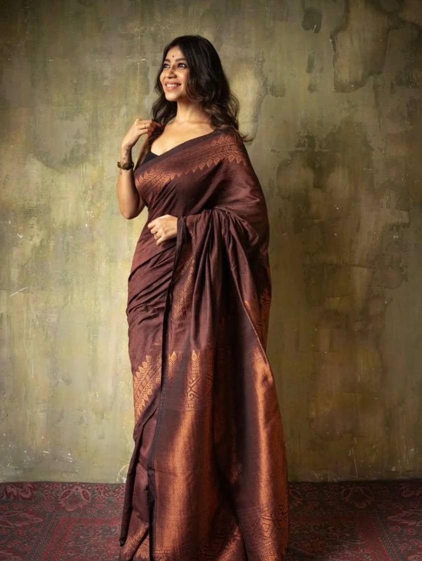 Reach Pallu Jacquard Saree For Women
