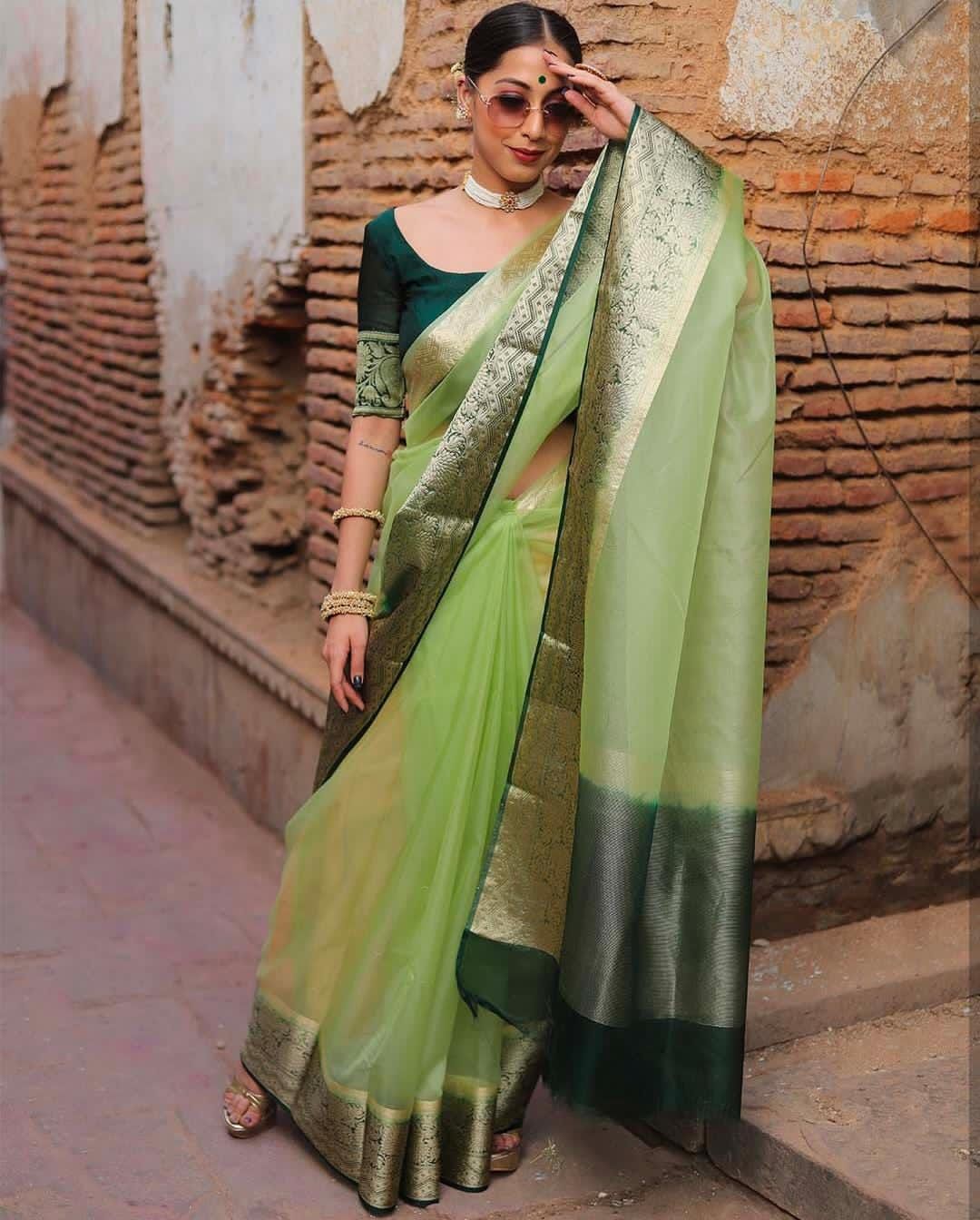 Kora Organza Jacquard Soff Saree with pallu and running blouse