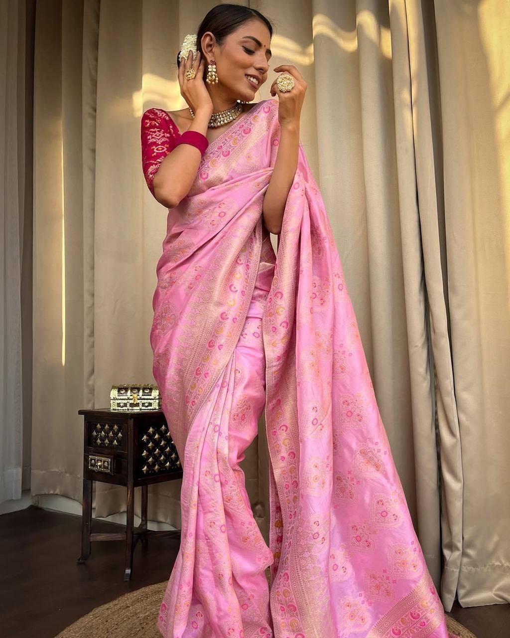 Beautiful Banarasi Copper Zari Weaving Soft Semi Silk Saree With Attractive Blouse Piece