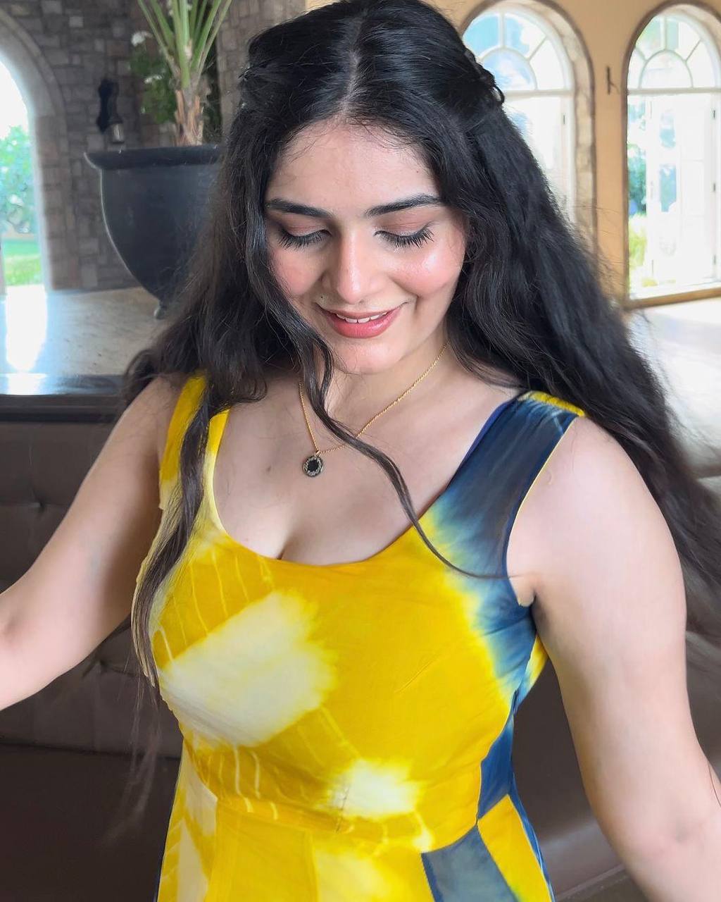 Elegant Yellow Color Georgette Digital Printed Gown