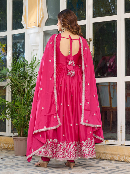 Exquisite American Silk Embroidered Gown Set