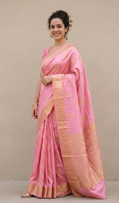 Latest Soft Silk Saree For Wedding With Un-Stitched Blouse