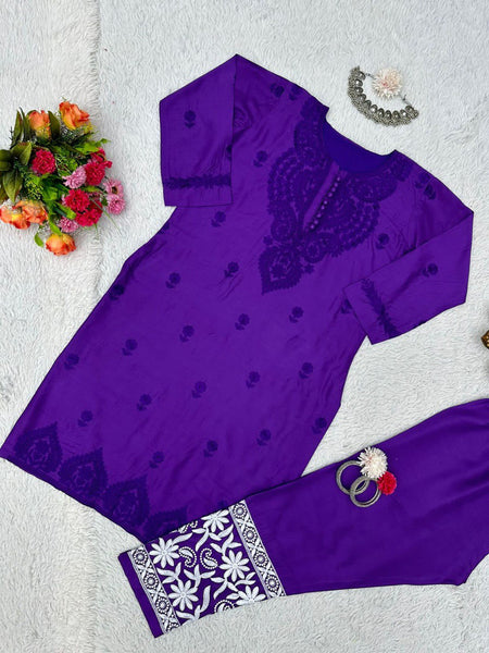 Beautiful Designer ChikanKari Kurta Pent Set