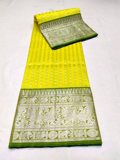 Beautiful Rich Pallu & Jacquard Work On All Over The Saree